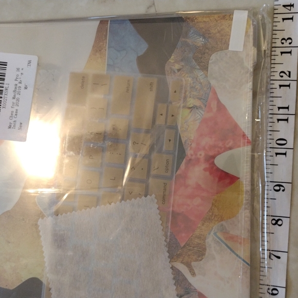 MacBook Pro 16inch case. - Picture 6 of 7